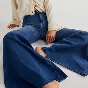 Free People High Rise Mega Flare Jeans Size 26